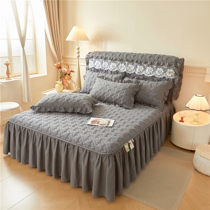 91家纺网 家纺一手货源 找家纺 十个点家纺 2025新款千鸟格磨毛绗缝夹棉纯色花边床裙三件套 经典深灰