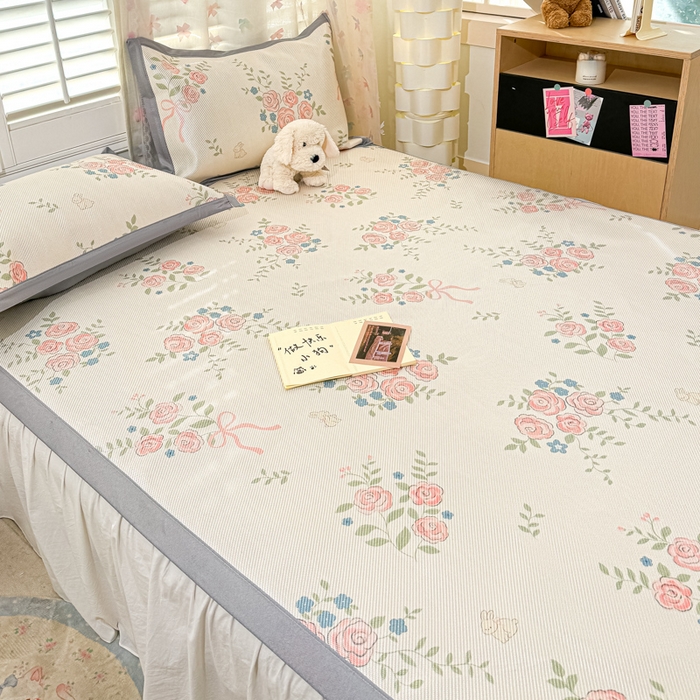 91家纺网 家纺一手货源 找家纺 川悦生活 2025新款数码印花冰藤席 玫瑰原野