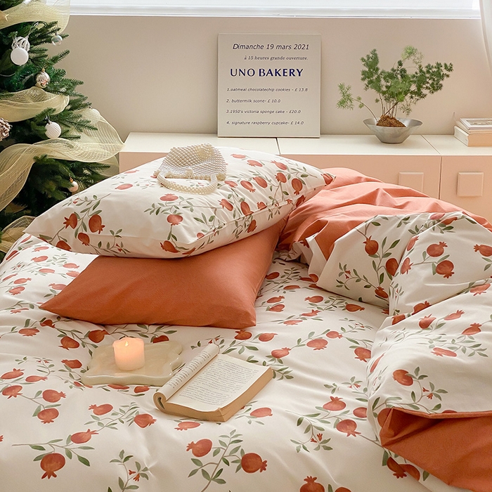 91家纺网 家纺一手货源 找家纺 宜家坊 2025开春新品全棉喷气13070小清新印花纯棉全棉四件套-风格一 红了石榴