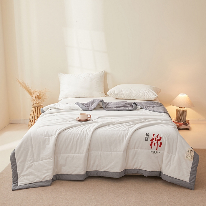 91家纺网 家纺一手货源 找家纺 熙宴家纺 2025新款水洗棉100%新疆棉花夏被-月光白 月光白+灰