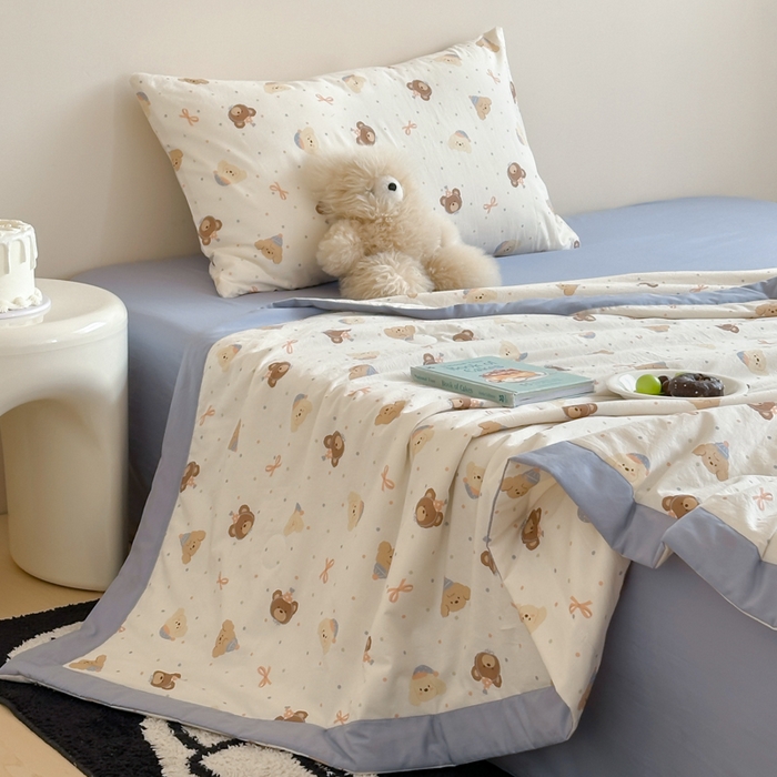 91家纺网 家纺一手货源 找家纺 大彩家居 2025新款全棉有氧水洗纱布夏被夏凉被 圣诞小熊