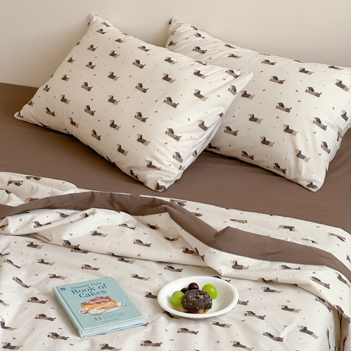 91家纺网 家纺一手货源 找家纺 大彩家居 2025新款全棉有氧水洗纱布夏被夏凉被 腊肠狗