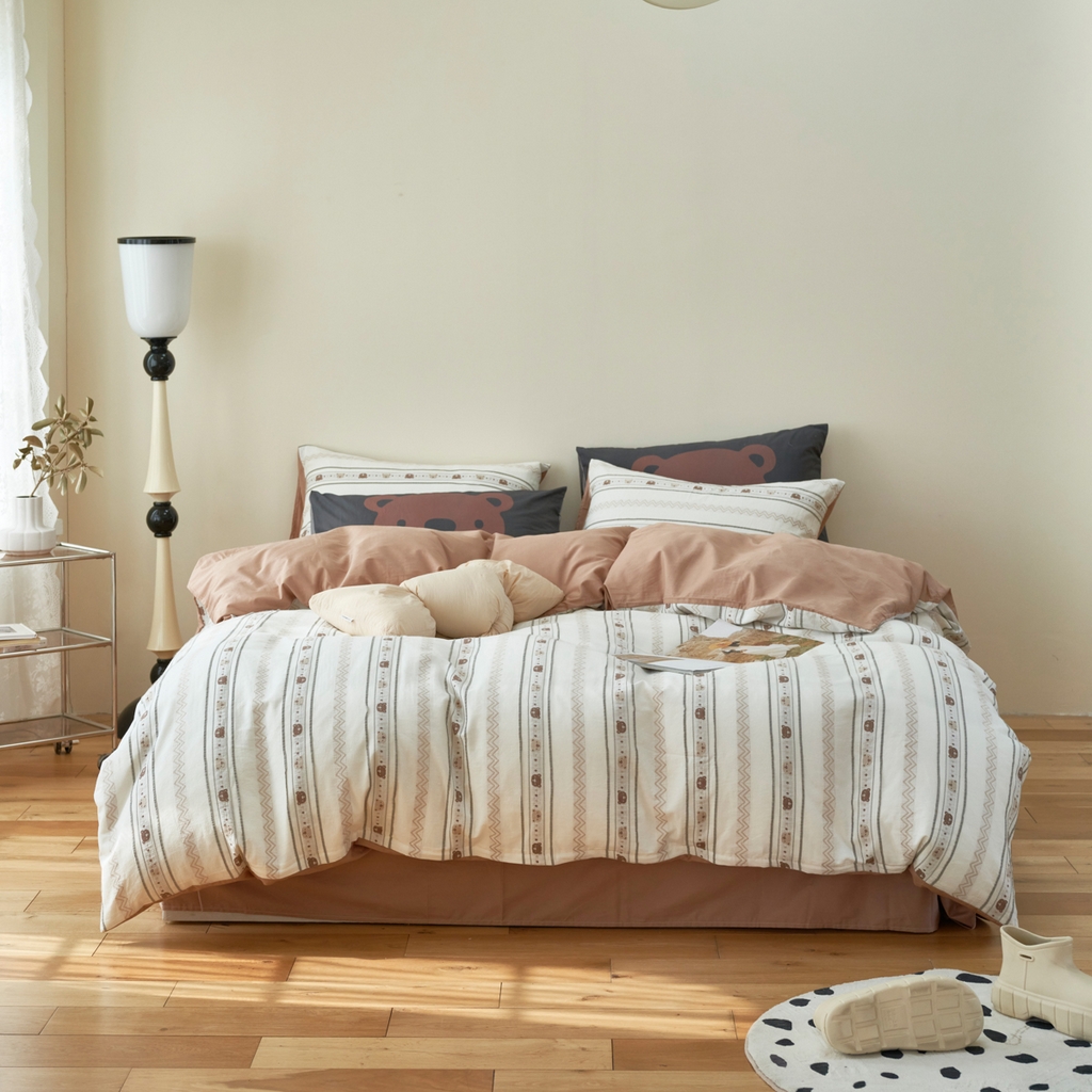 91家纺网 家纺一手货源 找家纺 金丝鸟家纺 2025新款专版全棉三层纱提花四件套波纹小熊系列 波纹小熊 咖