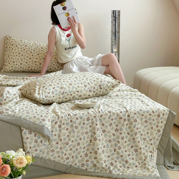 91家纺网 家纺一手货源 找家纺 大彩家居 2025新款全棉有氧水洗纱布夏被夏凉被 小碎花