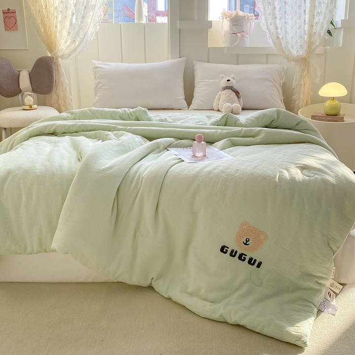 91家纺网 家纺一手货源 找家纺 沃尔居 新款水洗全棉双层纱夏被空调被大豆被纯棉春秋被子被芯夏凉被 小熊-浅绿色