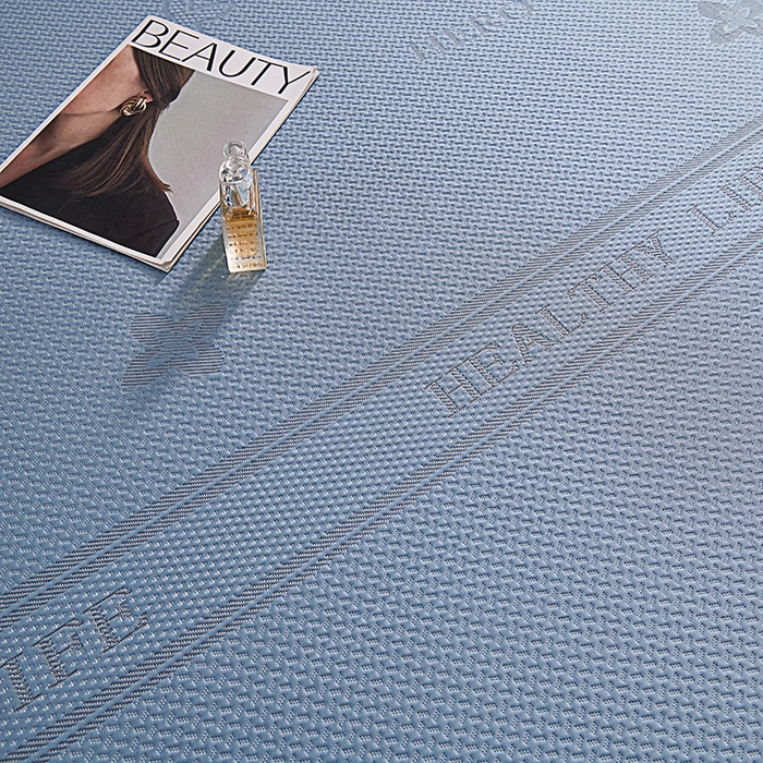 91家纺网 家纺一手货源 找家纺 青雅席业 2025年新款7A抗菌母婴级纯乙纶PE刺绣凉感丝豆豆席床笠款 四叶花-蓝