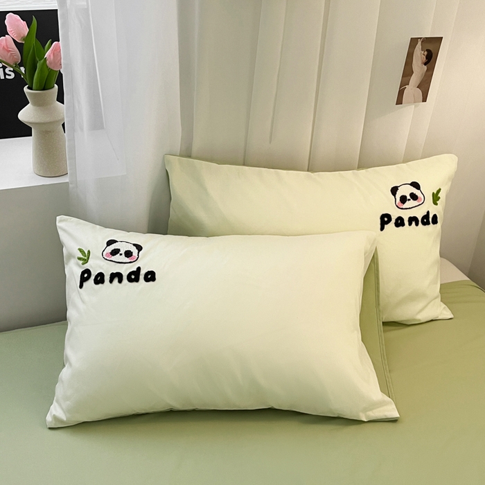 91家纺网 家纺一手货源 找家纺 沐慕 2025新款简约亲肤毛巾绣四件套 幸运熊猫-米色