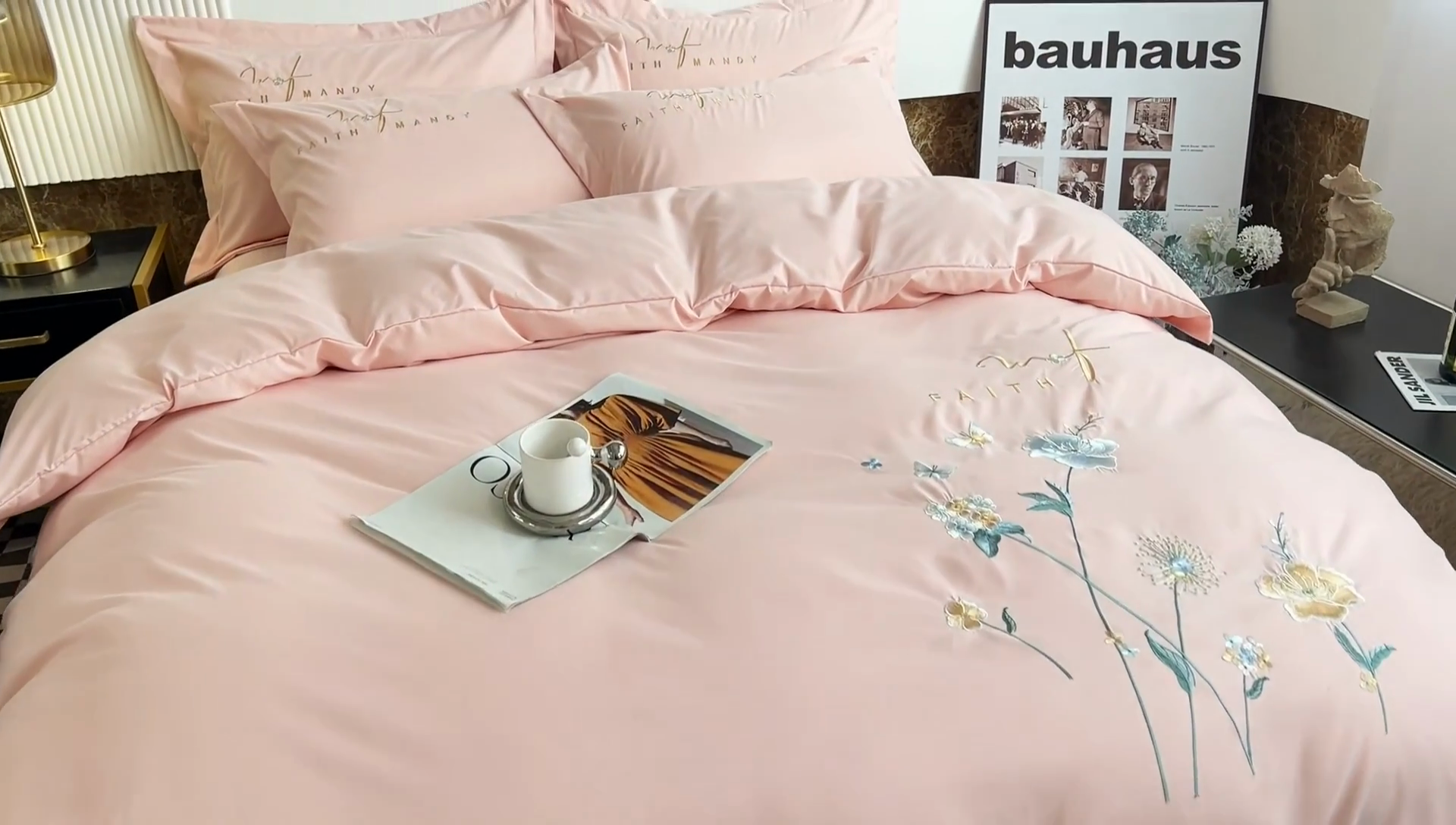 91家纺网 家纺一手货源 找家纺 梵克保罗 2025直播热卖长绒棉刺绣花边四件套-烟雨花都 烟雨花都-玫瑰粉