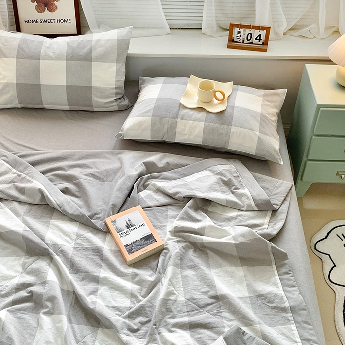 91家纺网 家纺一手货源 找家纺 水洗的故事 2025新款全棉色织水洗棉棉花夏被被子被芯 椰灰大格