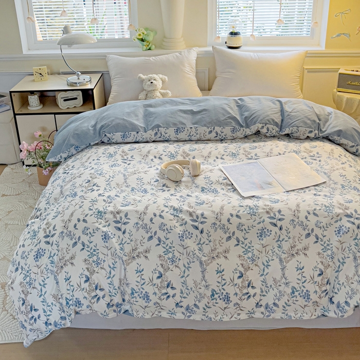 91家纺网 家纺一手货源 找家纺 大柏树 2025新款全棉13376印花四件套系列（可定制）-单被套青野花梦-蓝