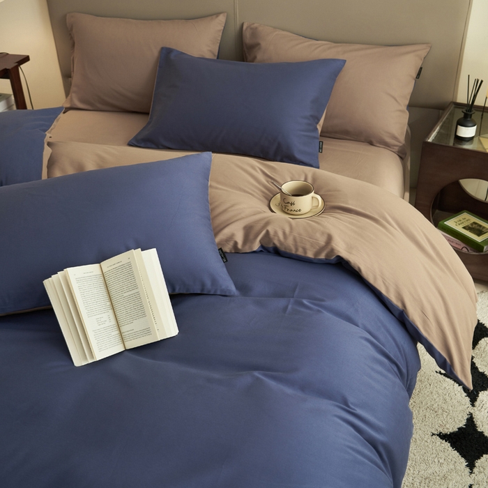 91家纺网 家纺一手货源 找家纺 2025新款全棉13372水洗棉双拼四件套（影棚亮光） 布鲁兰+拾柴