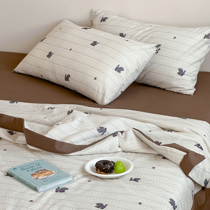 91家纺网 家纺一手货源 找家纺 大彩家居 2025新款全棉有氧水洗纱布夏被夏凉被 斑点狗