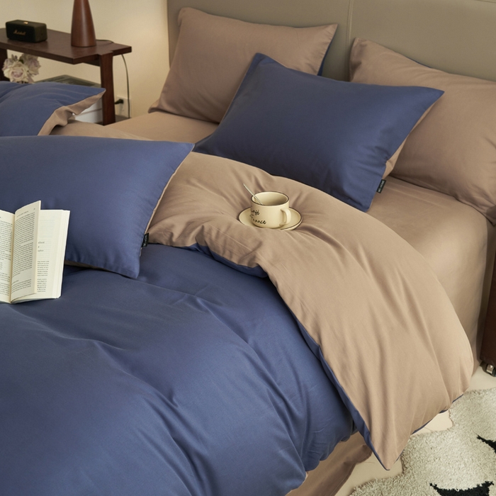 91家纺网 家纺一手货源 找家纺 2025新款全棉13372水洗棉双拼四件套（影棚亮光） 布鲁兰+拾柴