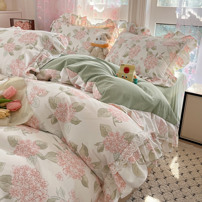 91家纺网 家纺一手货源 找家纺 喜梦缘家纺 2025公主风云柔棉工艺款四件套 粉樱轻舞