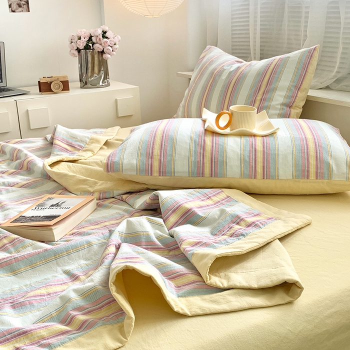 91家纺网 家纺一手货源 找家纺 水洗的故事 2025新款全棉色织水洗棉棉花夏被被子被芯 拾光条