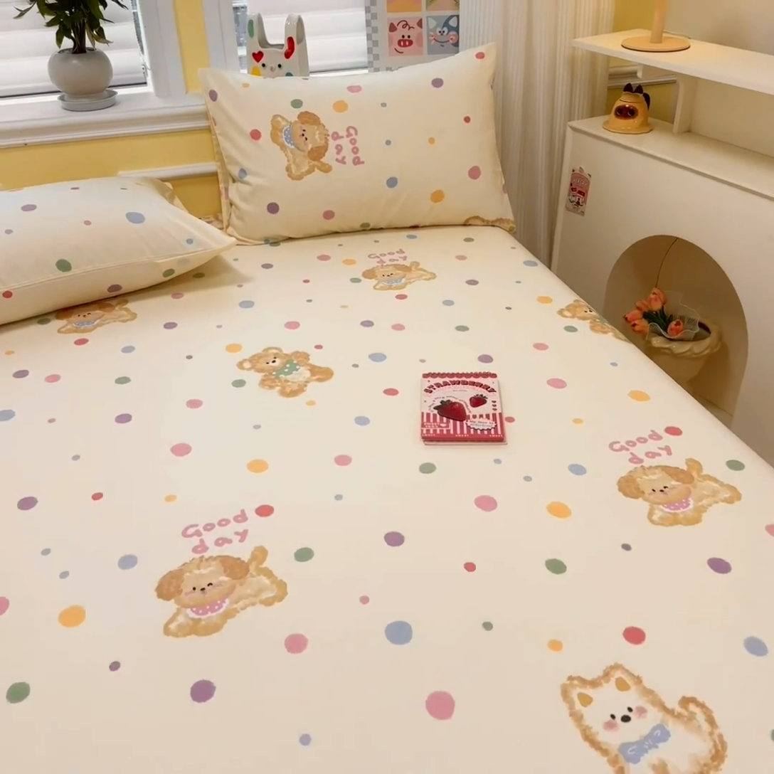 91家纺网 家纺一手货源 找家纺 吉象家纺 2025新款高支密全棉印花单品系列-单床笠 假日小狗