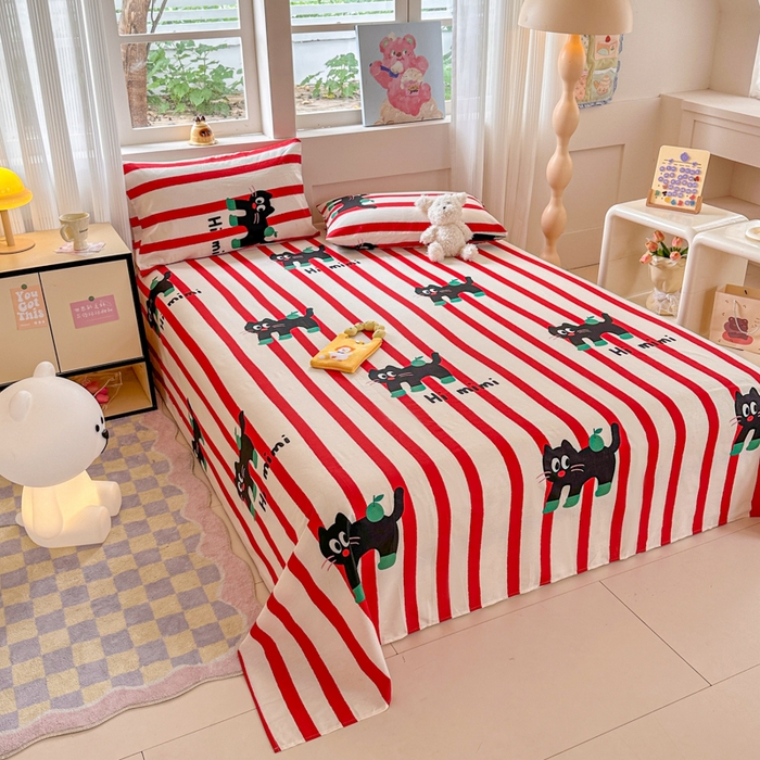 91家纺网 家纺一手货源 找家纺 吉象家纺 2025新款高支密全棉印花单品系列-单床单 红线条小黑猫