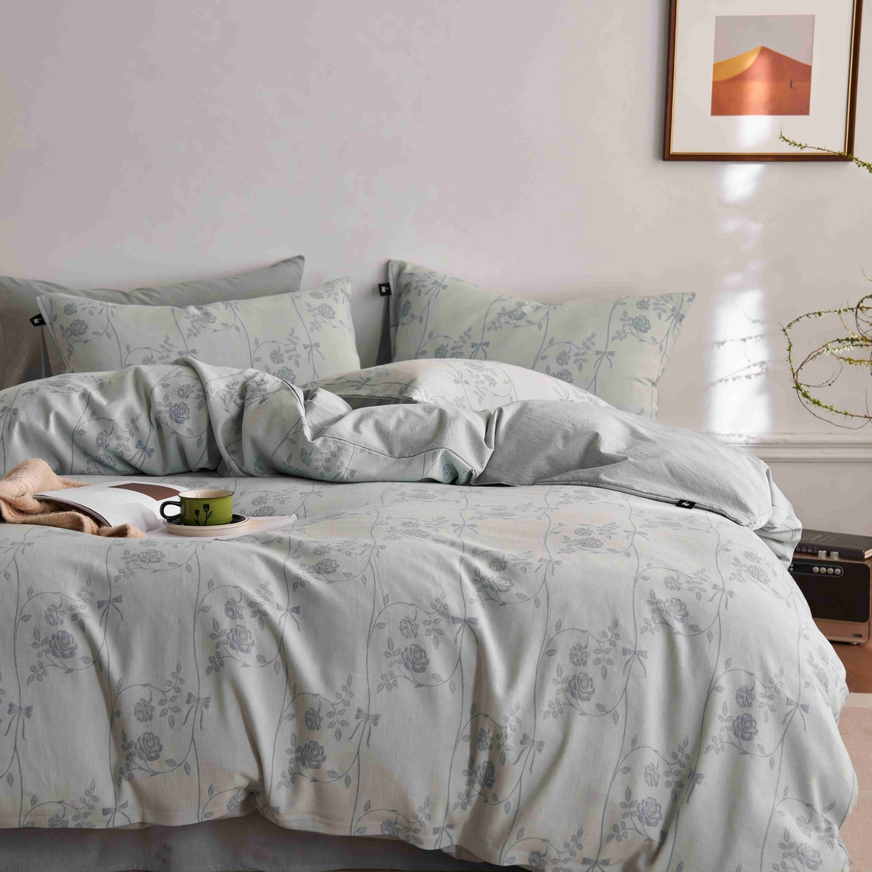 91家纺网 家纺一手货源 找家纺 安莱生活 2025新款60s双层纱色织大提花枝上玫瑰四件套系列 枝上玫瑰-浅蓝