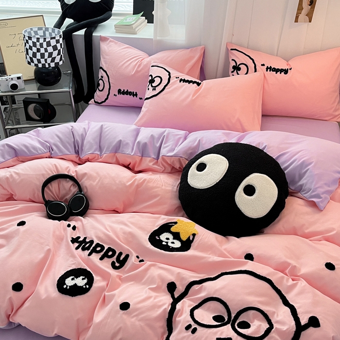 91家纺网 家纺一手货源 找家纺 沐慕 2025新款简约亲肤毛巾绣四件套 黑球球-粉紫