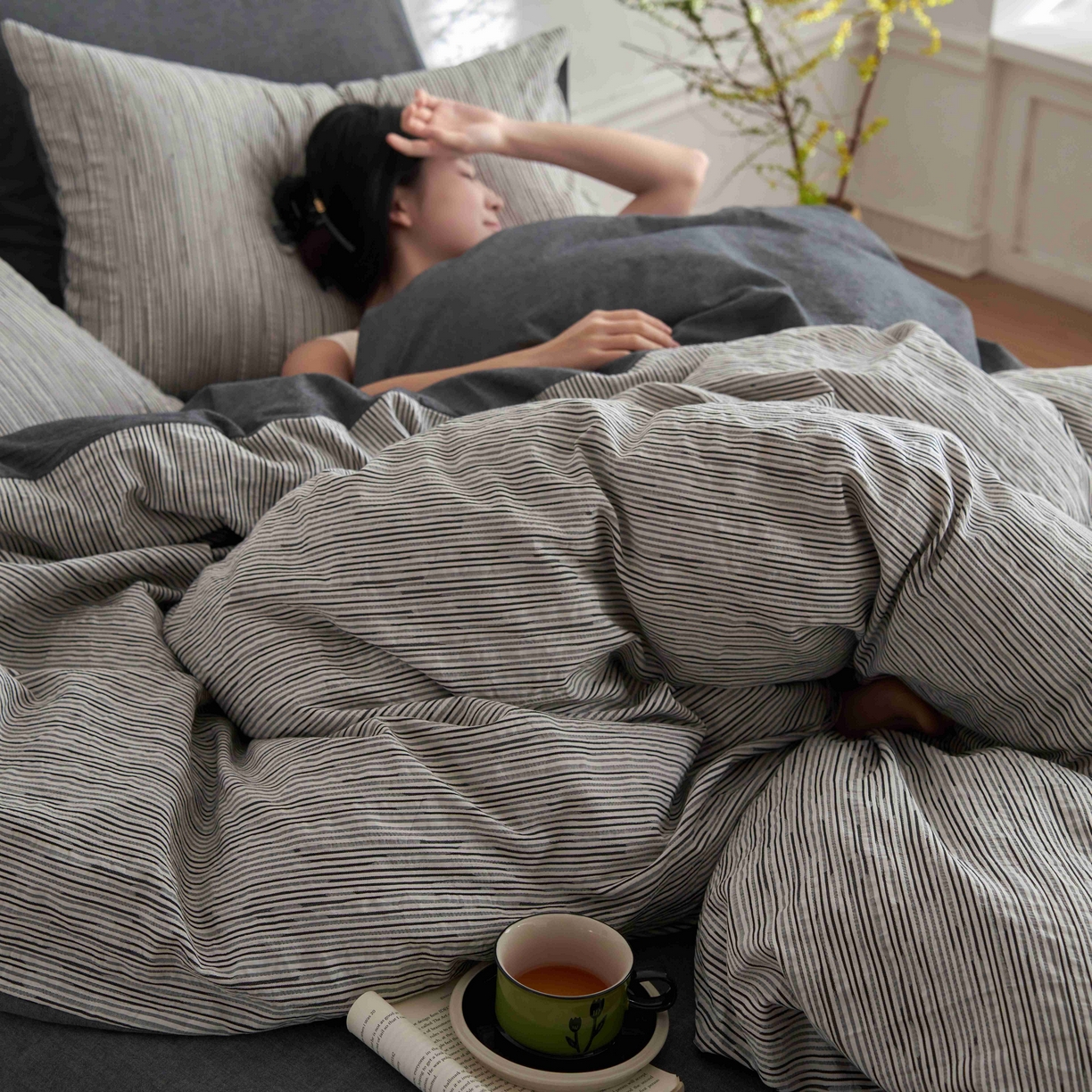 91家纺网 家纺一手货源 找家纺 （总）安莱生活 2025新款60s色织大提花秘境条纹四件套系列