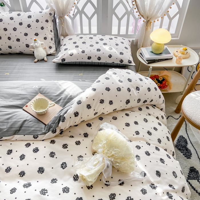 91家纺网 家纺一手货源 找家纺 宜家坊 2025早春新品全棉纯棉喷气13070小清新印花纯棉四件套-风格二 黑白恋曲
