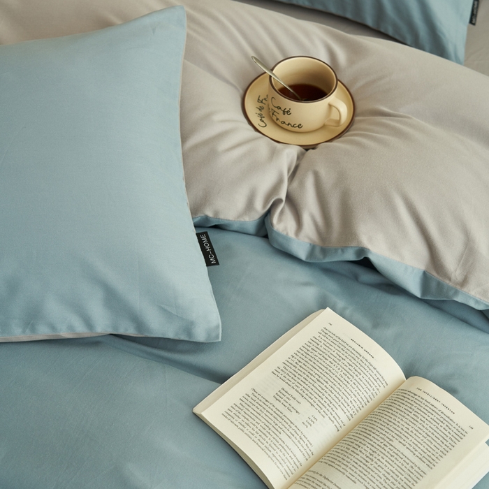 91家纺网 家纺一手货源 找家纺 2025新款全棉13372水洗棉双拼四件套（影棚暗光） 安然蓝+毛毯灰