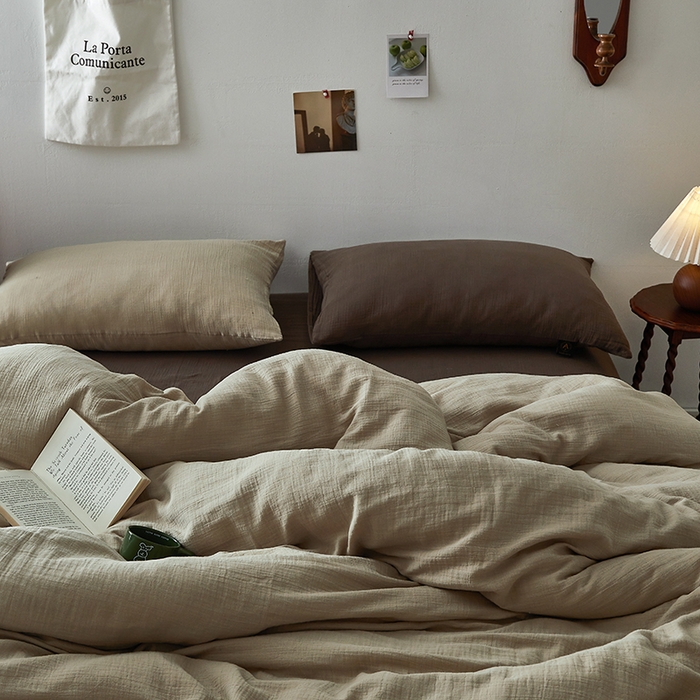 91家纺网 家纺一手货源 找家纺 水洗的故事 2025新款全棉A类皱皱纱纯色混搭四件套 拿铁