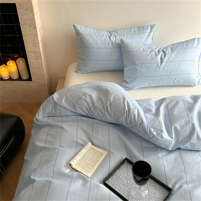 91家纺网 家纺一手货源 找家纺 金丝鸟家纺 2025新款全棉斜纹印花条纹系列四件套及单品 追忆蓝