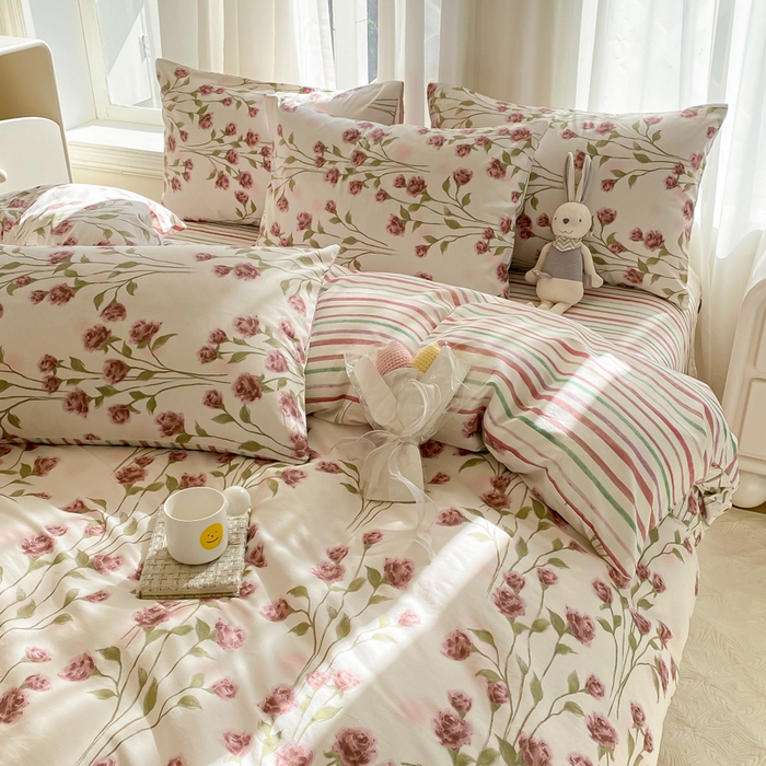 91家纺网 家纺一手货源 找家纺 宜家坊 2025早春新品全棉纯棉喷气13070小清新印花纯棉四件套-风格二 邂逅