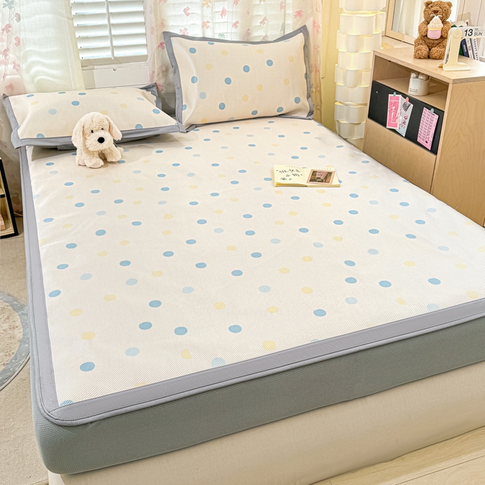 91家纺网 家纺一手货源 找家纺 2025新款小清新数码印花床笠款冰藤席 床笠彩物语