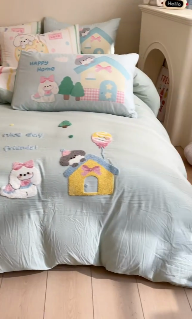 91家纺网 家纺一手货源 找家纺 沐慕 2025新款大版印加绣款四件套 萌宠家园