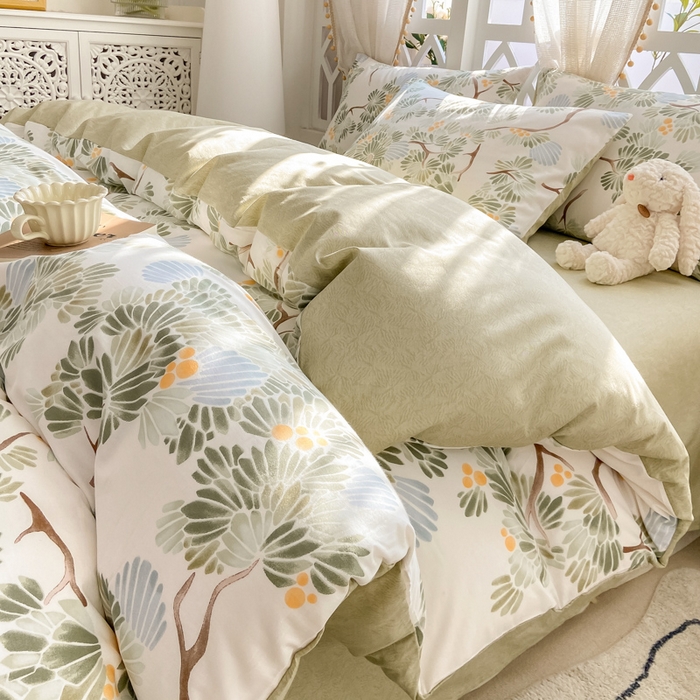 91家纺网 家纺一手货源 找家纺 宜家坊 2025早春新品全棉纯棉喷气13070小清新印花纯棉四件套-风格二 萝樱