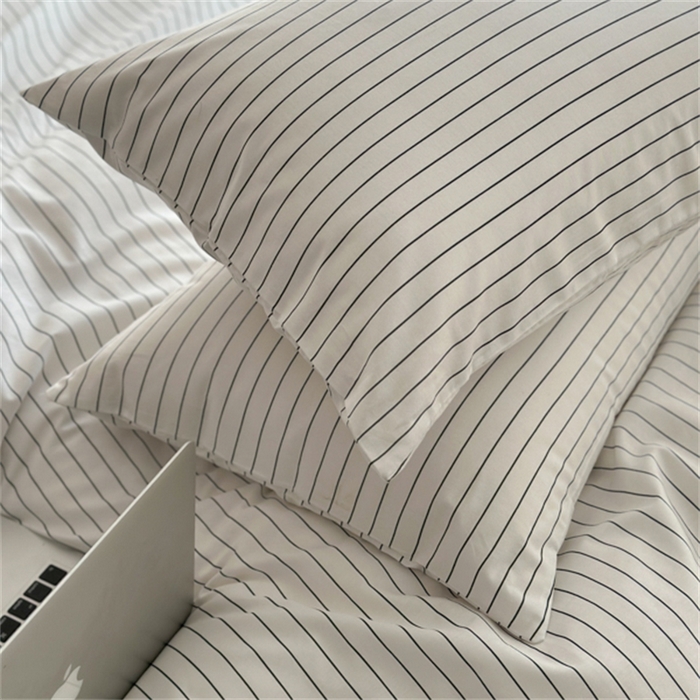 91家纺网 家纺一手货源 找家纺 金丝鸟家纺 2025新款全棉斜纹印花条纹系列四件套及单品 白色象牙