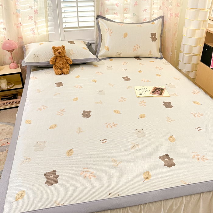 91家纺网 家纺一手货源 找家纺 川悦生活 2025新款数码印花冰藤席 小熊福