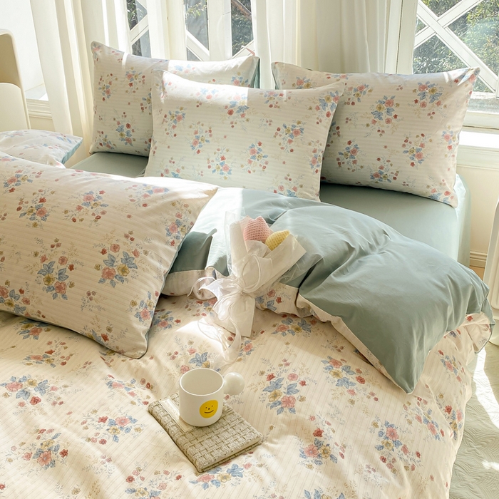 91家纺网 家纺一手货源 找家纺 宜家坊 2025早春新品全棉纯棉喷气13070小清新印花纯棉四件套-风格二 淡雅花影