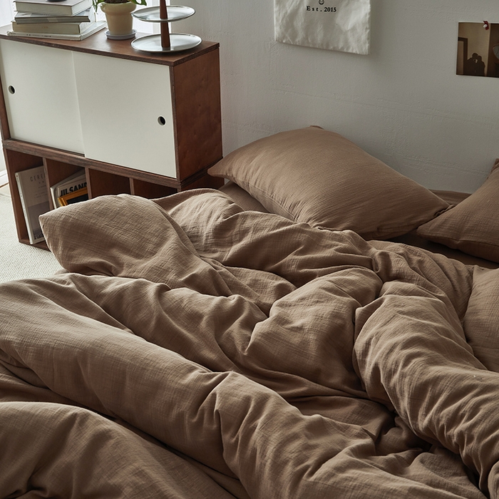 91家纺网 家纺一手货源 找家纺 水洗的故事 2025新款全棉A类皱皱纱纯色混搭四件套 摩卡