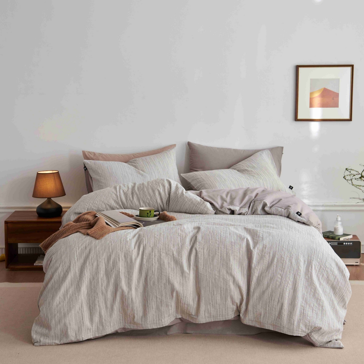 91家纺网 家纺一手货源 找家纺 安莱生活 2025新款60s色织大提花秘境条纹四件套系列 银灰混条