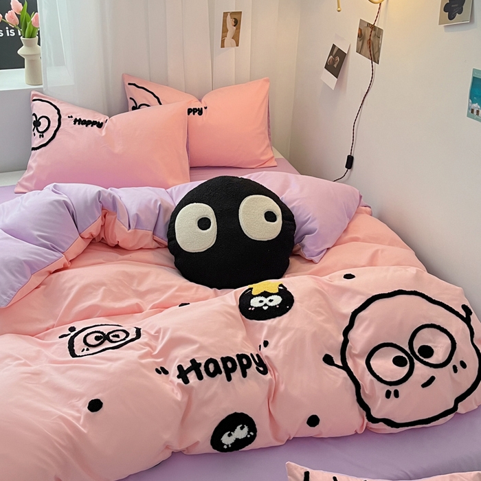 91家纺网 家纺一手货源 找家纺 沐慕 2025新款简约亲肤毛巾绣四件套 黑球球-粉紫