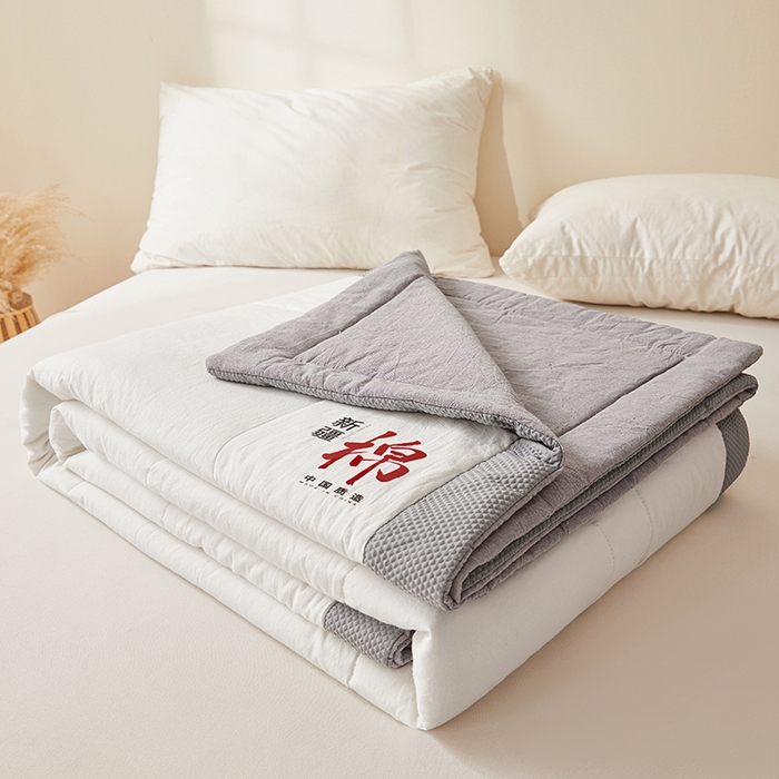 91家纺网 家纺一手货源 找家纺 （总）熙宴家纺 2025新款水洗棉100%新疆棉花夏被-月光白