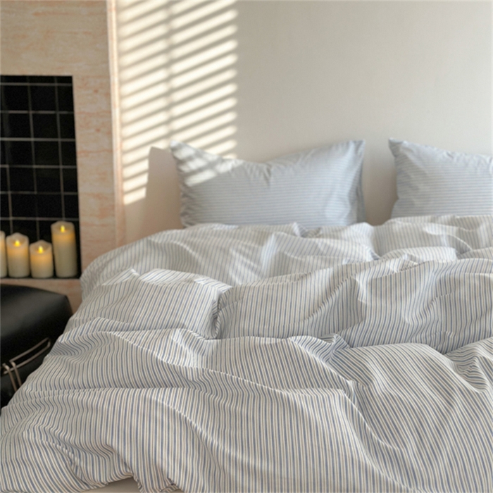 91家纺网 家纺一手货源 找家纺 金丝鸟家纺 2025新款全棉斜纹印花条纹系列四件套及单品 清澈