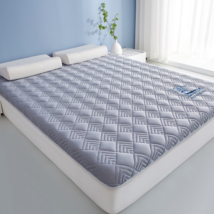 91家纺网 家纺一手货源 找家纺 艺博床垫 2025新款水洗棉成人床垫 灰色