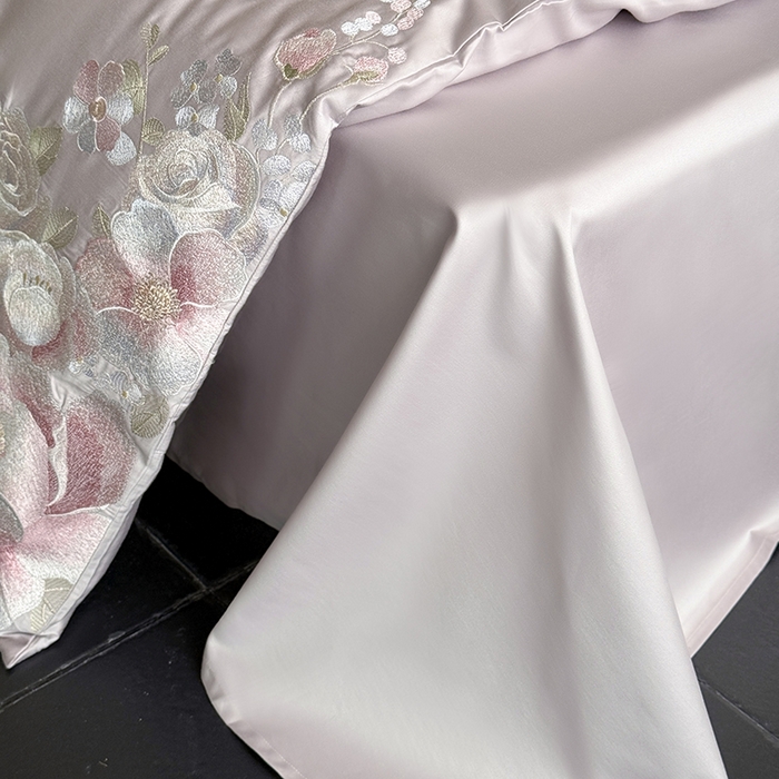 91家纺网 家纺一手货源 找家纺 鹿班家居 2025春夏款100S长绒棉精密刺绣-甜郁季风【标准会员-20元】 甜郁季风-紫色