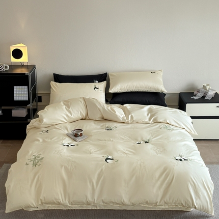 91家纺网 家纺一手货源 找家纺 佰亿莱 2025新款100s长绒棉四件套 竹中熊猫-奶白