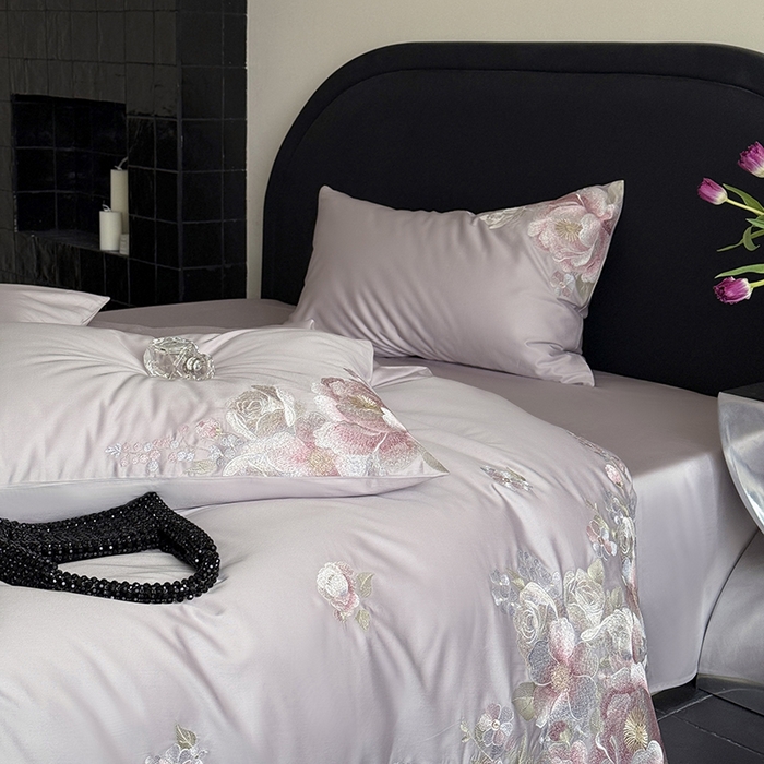 91家纺网 家纺一手货源 找家纺 鹿班家居 2025春夏款100S长绒棉精密刺绣-甜郁季风【标准会员-20元】 甜郁季风-紫色