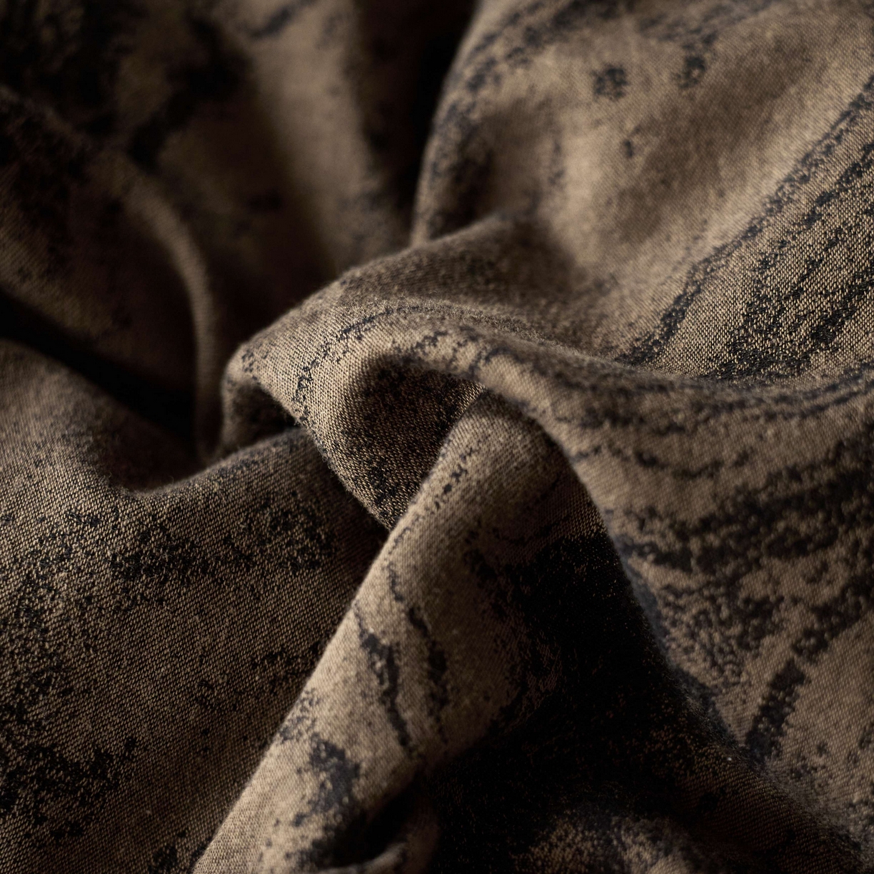 91家纺网 家纺一手货源 找家纺 安莱生活 2025年全棉色织人字纹提花三系列四件套 镜花园-咖