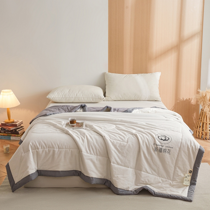 91家纺网 家纺一手货源 找家纺 熙宴家纺 2025新款水洗棉100%新疆棉花夏被-棉白 棉白+灰