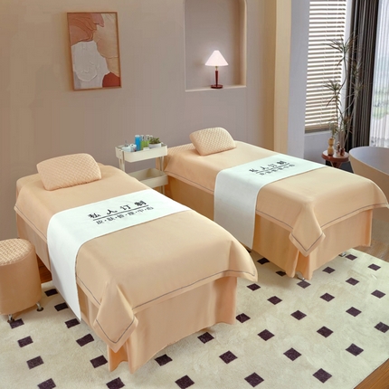 91家纺网 家纺一手货源 找家纺 乐逸2025新品四季压线款床罩 压线驼