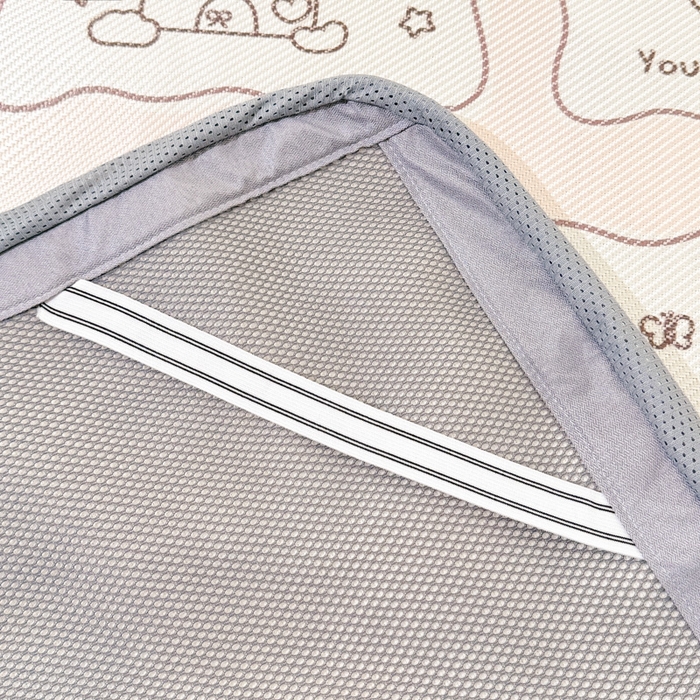 91家纺网 家纺一手货源 找家纺 2025新款小清新数码印花床笠款冰藤席 床笠狗仔甜蜜