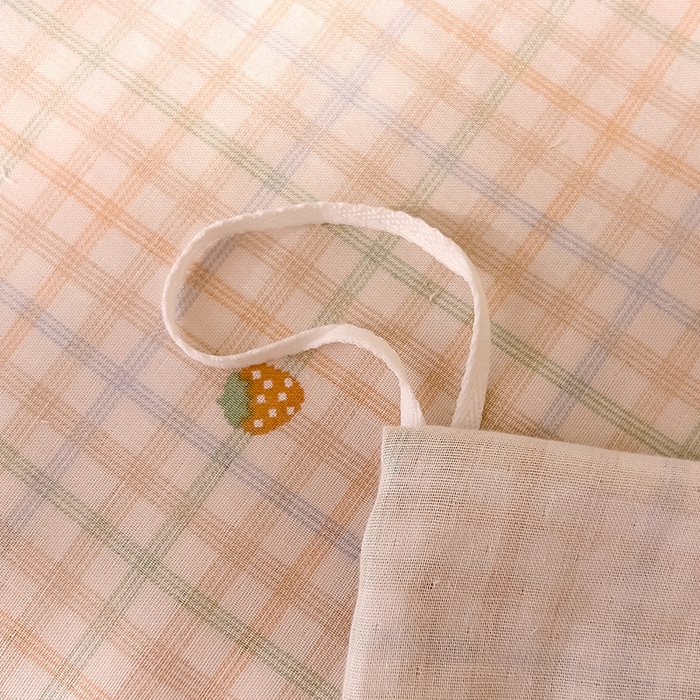 91家纺网 家纺一手货源 找家纺 DoDo 兜兜 2025新款全棉双层纱印花单被套（可定做尺寸） 格子草莓