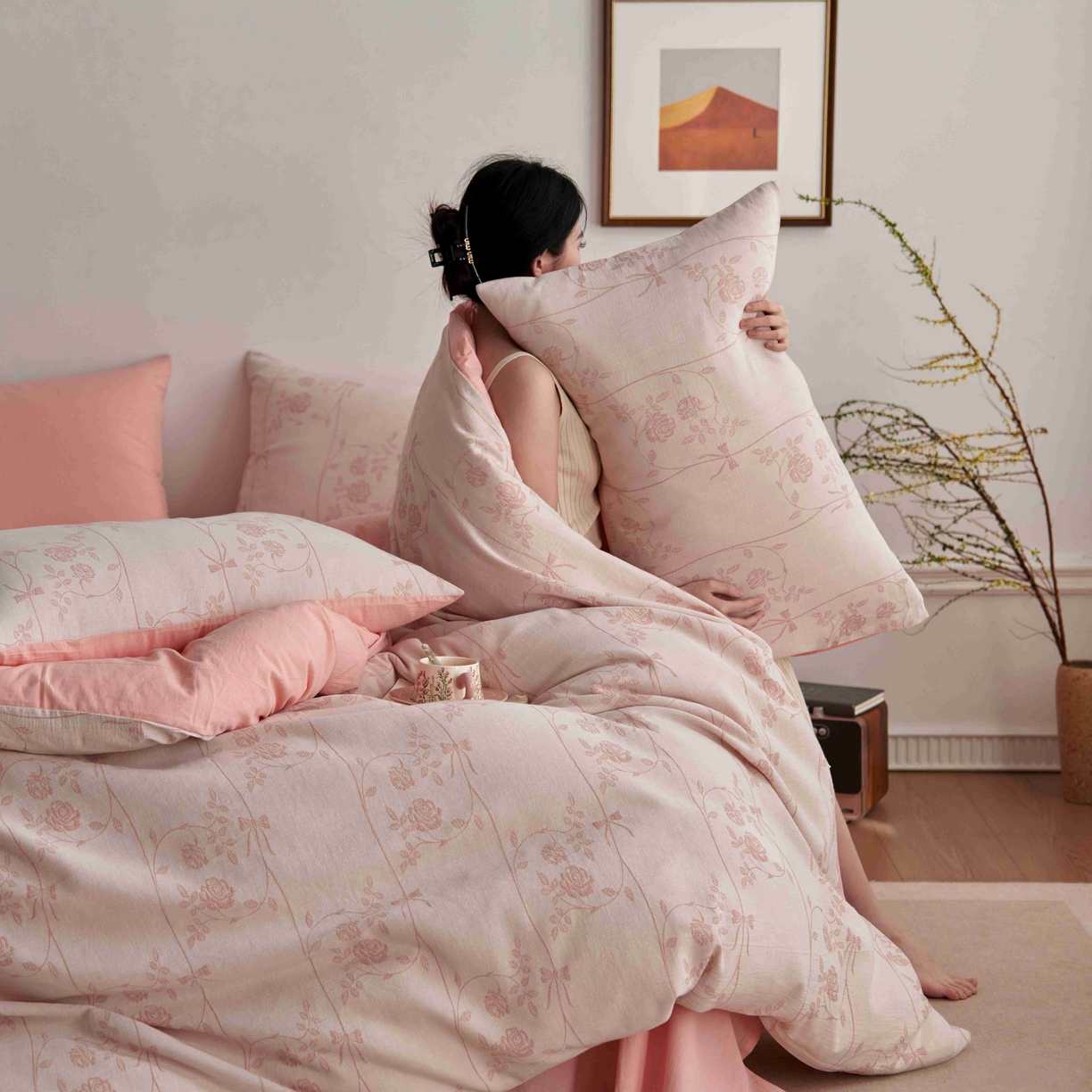 91家纺网 家纺一手货源 找家纺 安莱生活 2025新款60s双层纱色织大提花枝上玫瑰四件套系列 枝上玫瑰-嫩粉